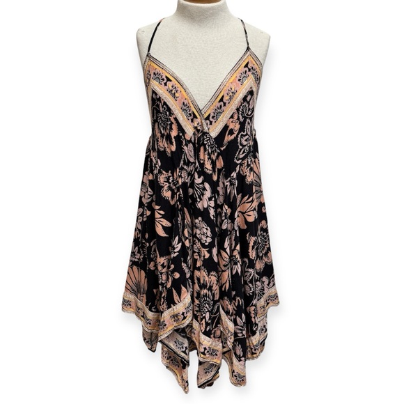 Free People Dresses & Skirts - Free People Black and Blush Floral Asymmetrical Slip Dress